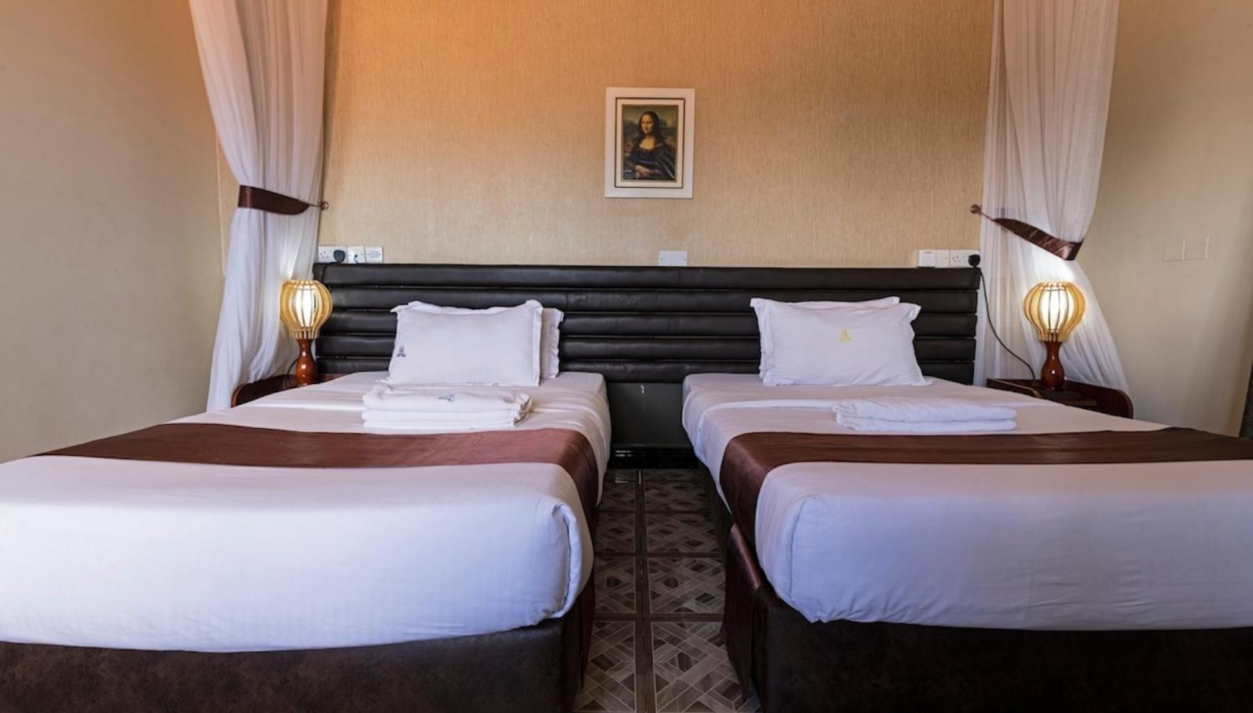 Hoima Buffalo Hotel & Business Hub Ltd Экстерьер фото